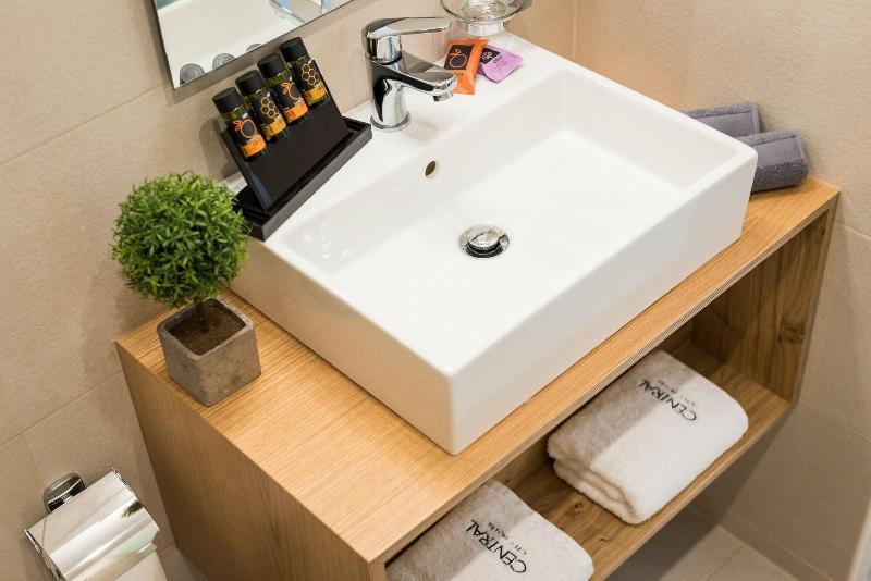 Central City Hotel 하니아 외부 사진